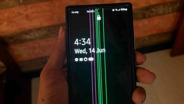 Samsung Ganti Layar Galaxy Note 20 Ultra yang Alami Green Line 9
